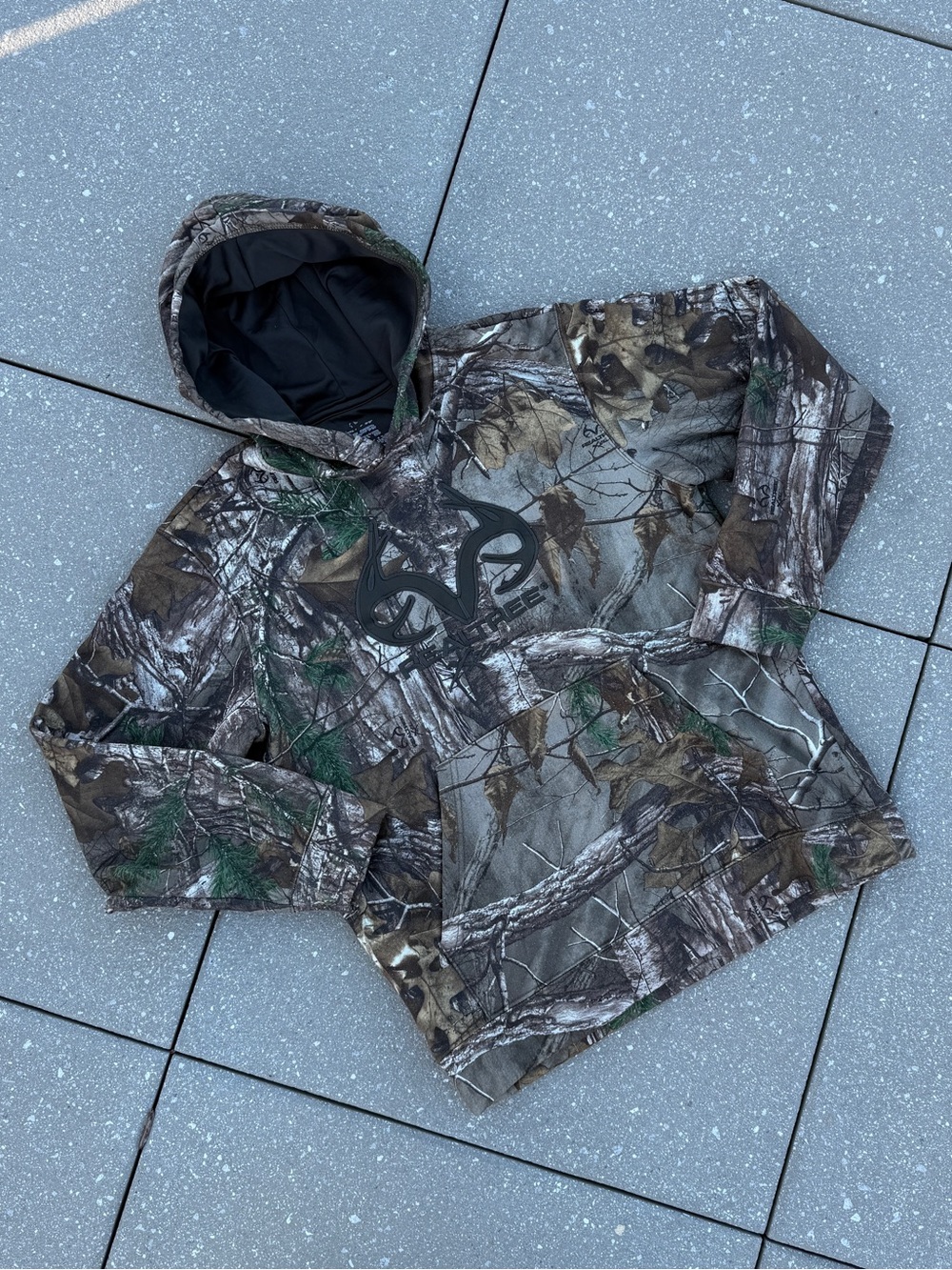 Realtree camo hoodie sweater